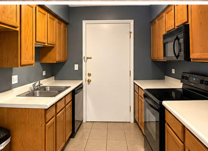 Property Photo:  5701 129th Street 2A  IL 60418 