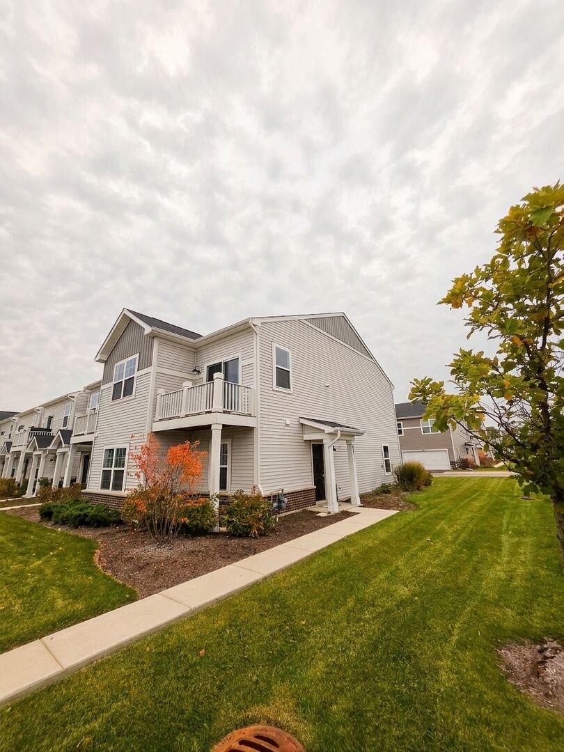 Property Photo:  4271 Chelsea Manor Circle 4271  IL 60504 