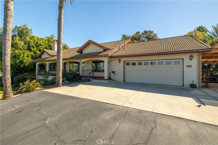 Property Photo:  1119 Vale View  CA 92081 