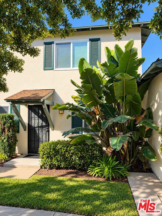 Property Photo:  23312 Western Avenue B  CA 90710 
