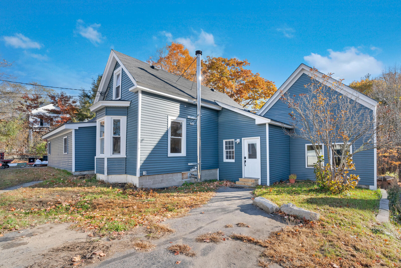 Property Photo:  15 Waterboro Road  ME 04002 