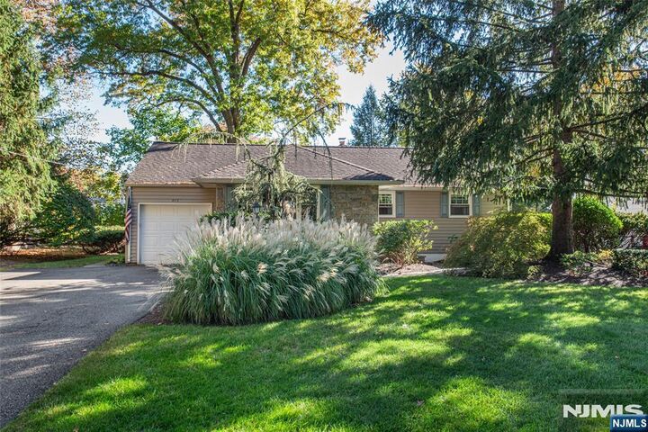 Property Photo: 412 Harristown Road NJ 07452