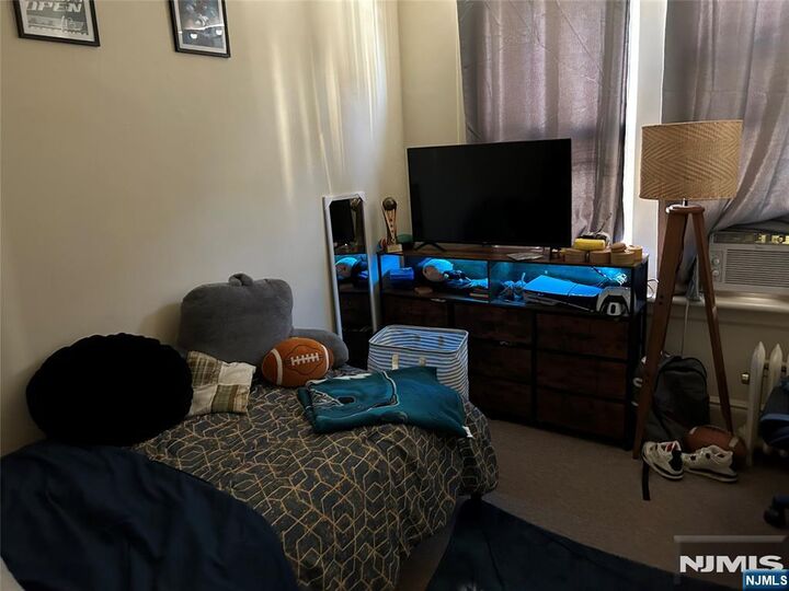 Property Photo:  31 Morgan Place 2  NJ 07031 