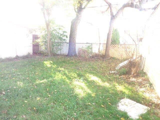 Property Photo:  3327 Brookview Boulevard  OH 44134 
