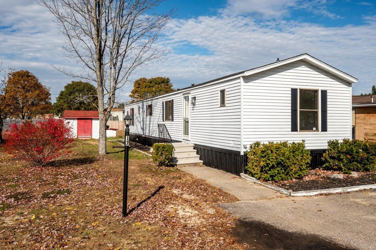 Property Photo:  17 Day Lilly Lane  NH 03868 