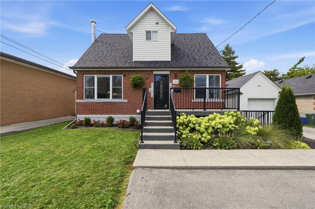 Property Photo:  233 Gray Road 1  ON L8E 1T9 