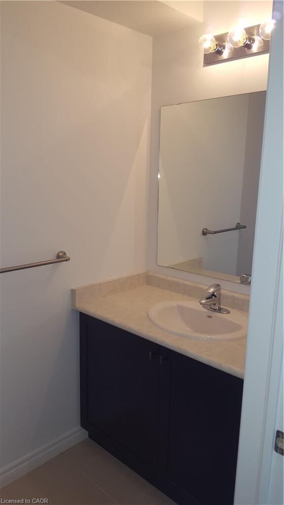 Property Photo:  82 Renfrew Street  ON N2R 0G8 