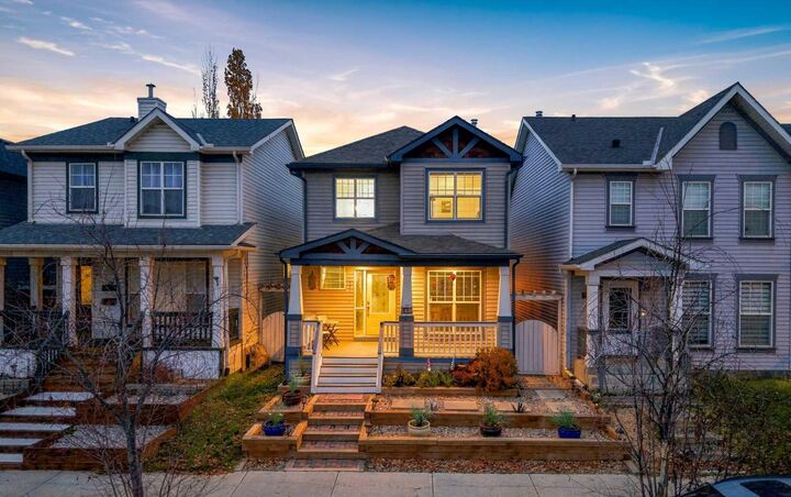 Property Photo: 171 Prestwick Villas SE AB T2Z 4S3