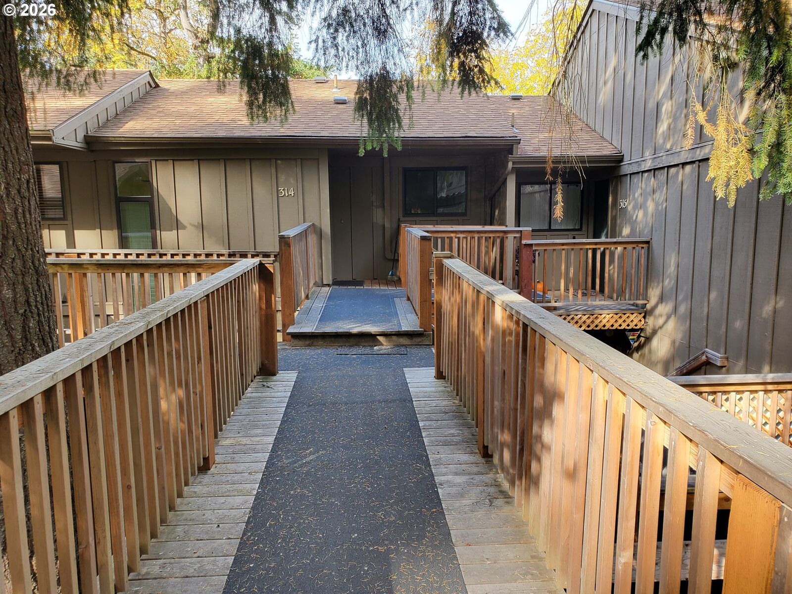 Property Photo:  314 Woodcutter Way  OR 97405 