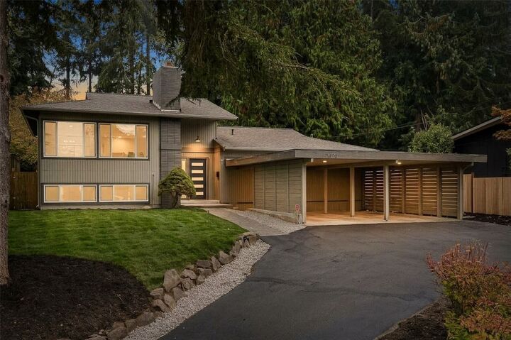 Property Photo: 7420 181st Place SW WA 98026