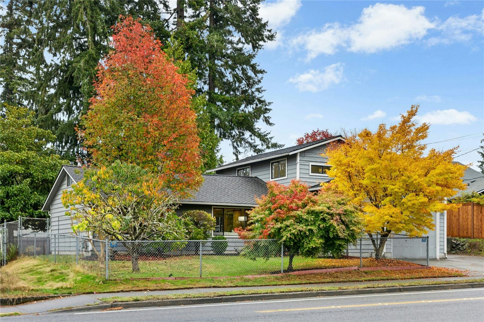 Property Photo: 21805 52nd Avenue W WA 98043