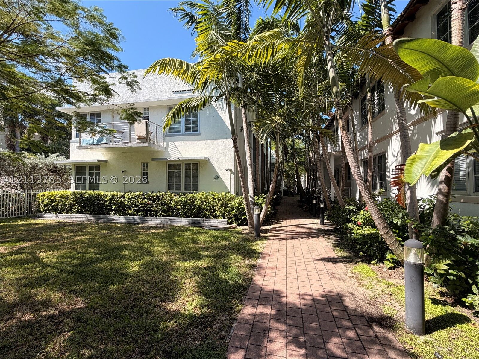 Property Photo: 1510 Drexel Ave 2 FL 33139