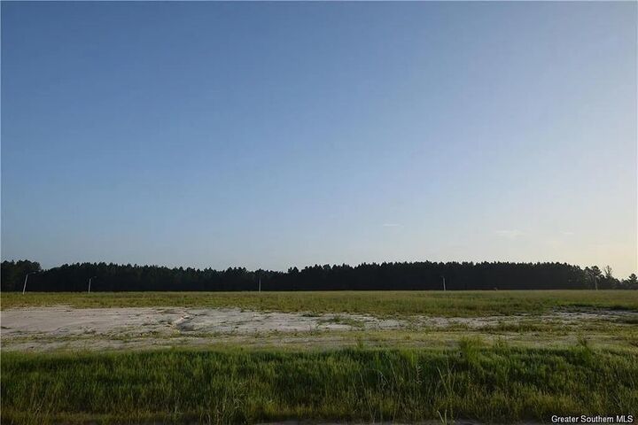 Property Photo:  2675 N White Rose N  LA 70611 