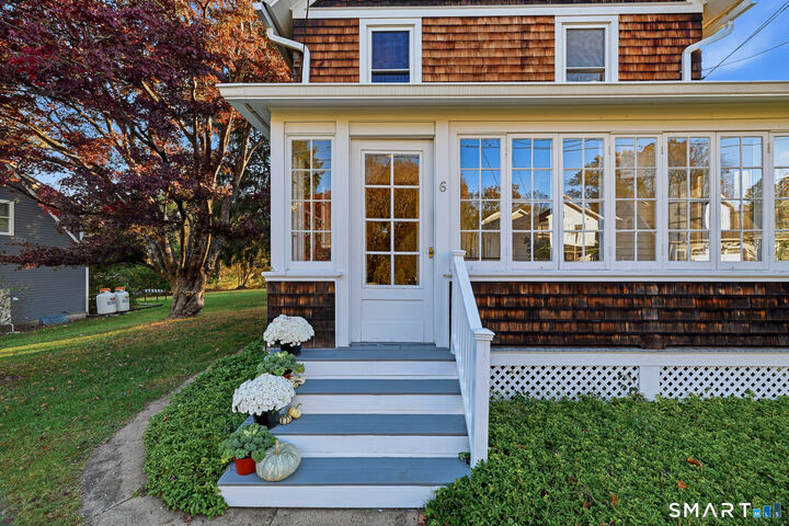 Property Photo: 6 School Lane CT 06412