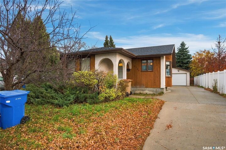 Property Photo:  7243 Schiller Bay  SK S4X 3X5 
