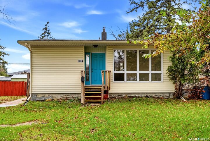 Property Photo:  1108 Walker Street  SK S4T 5N4 