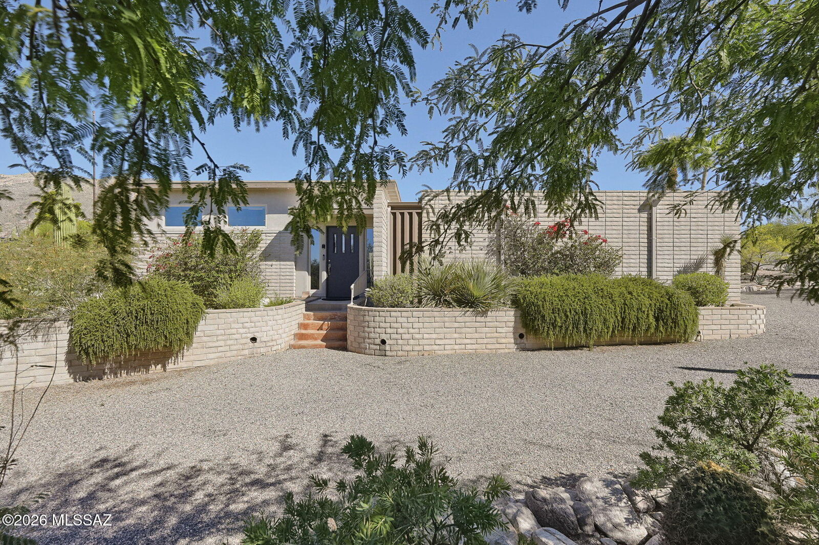 Property Photo:  5852 N Placita Bacanora  AZ 85718 
