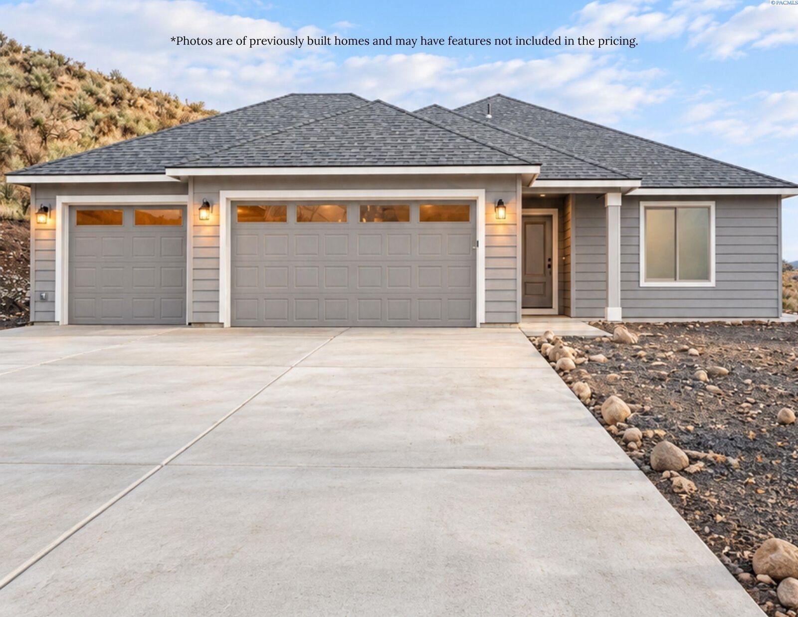 Property Photo:  8810 Dean Dr  WA 99301 