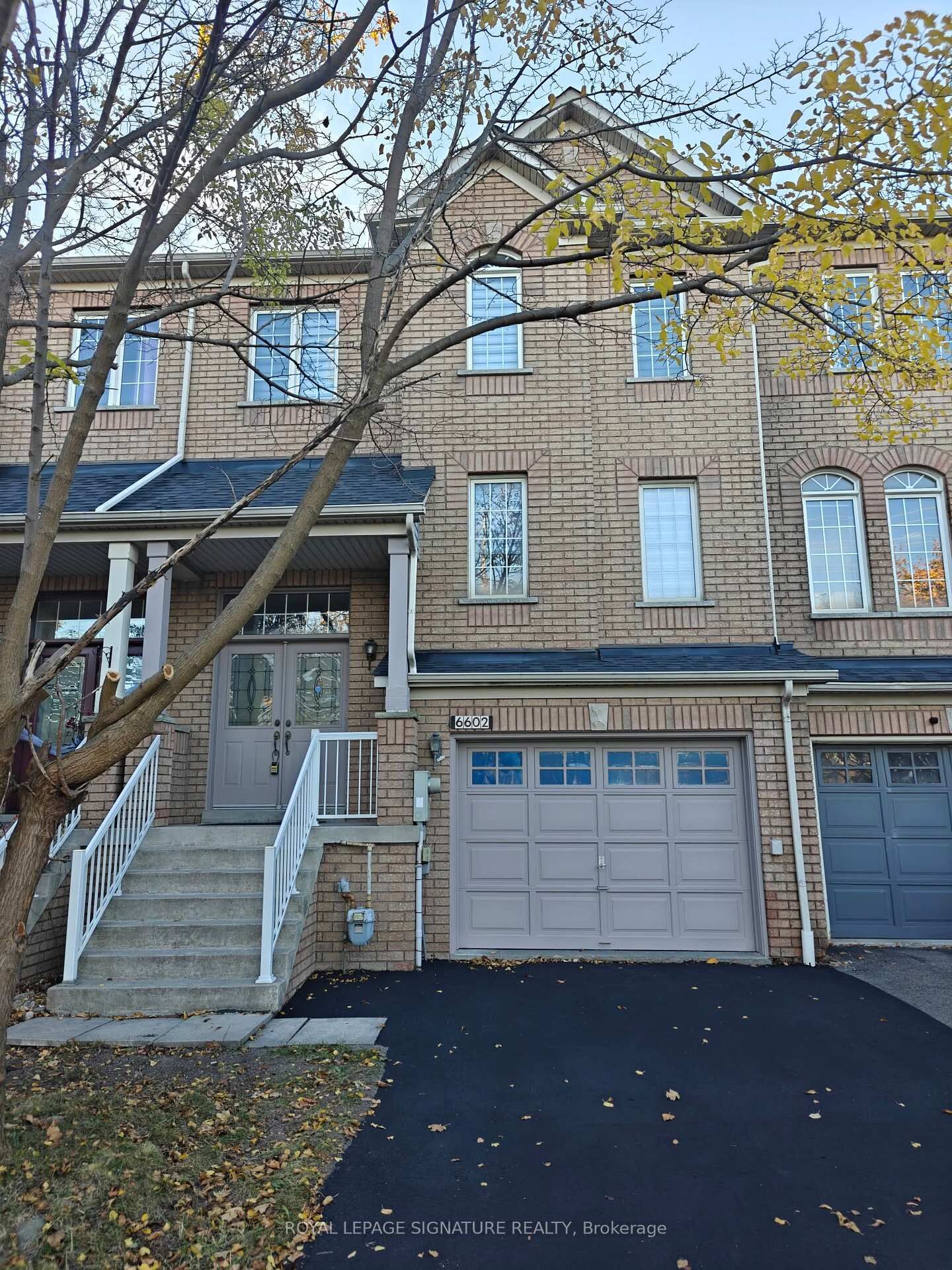 Property Photo:  6602 Opera Glass Crescent  ON L5W 1R8 