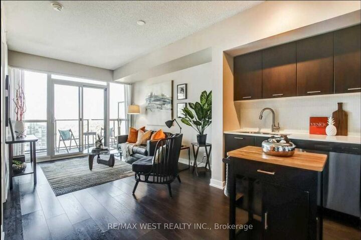 Property Photo:  2200 Lake Shore W Boulevard 3905  ON M8V 1A4 