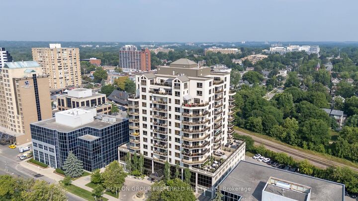 Property Photo:  250 Pall Mall Street 605  ON N6A 6K3 