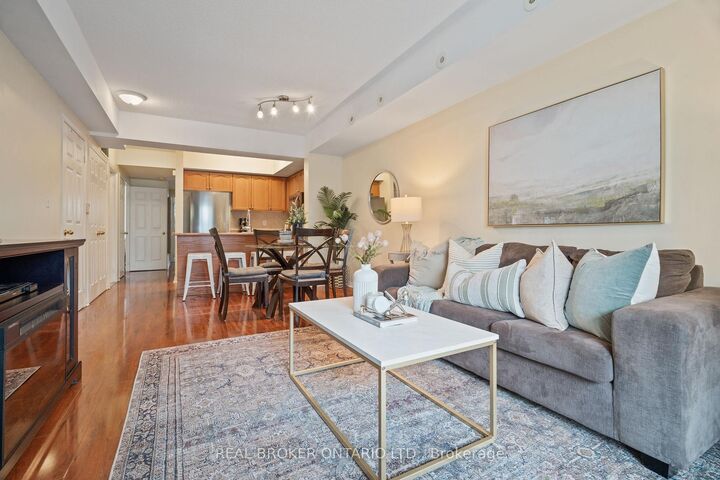 Property Photo:  3047 Finch Avenue W 2066  ON M9M 0A5 