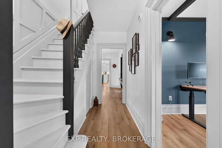Property Photo:  346 Russell Street  ON K0E 1T0 