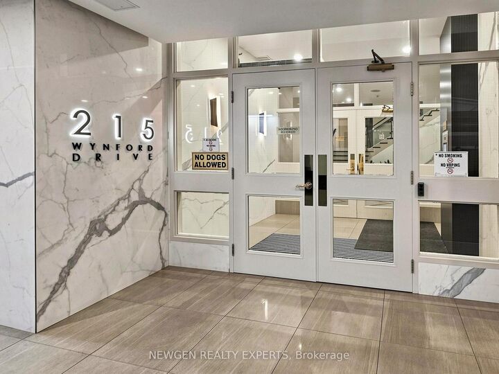 Property Photo:  215 Wynford Drive 1901  ON M3C 3P5 
