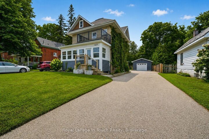 Property Photo:  400 Russell Street  ON L4R 3A8 