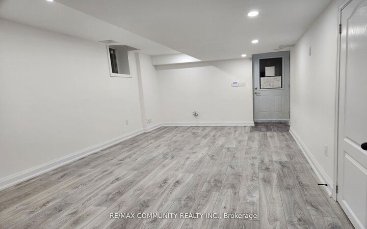 Property Photo:  2 Crows Nest Lane Bsmt  ON L1C 4A7 