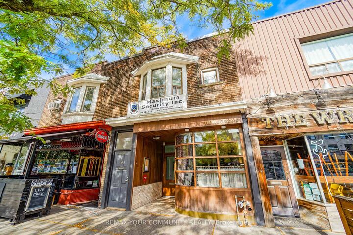 Property Photo:  1378 Danforth Avenue Room 3  ON M4J 3V9 