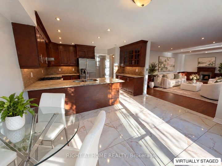 Property Photo:  1466 Bayshire Drive  ON L6H 6E7 