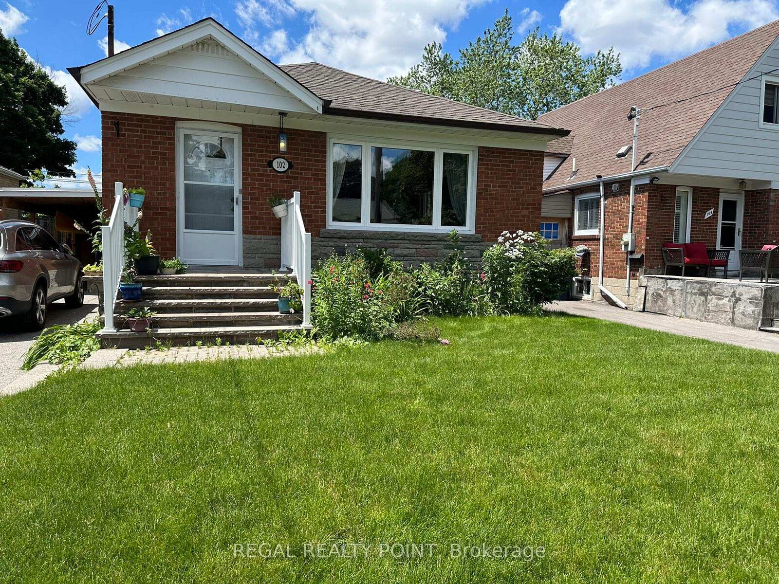 Property Photo:  102 Portsdown Road Bsmt  ON M1P 1V5 