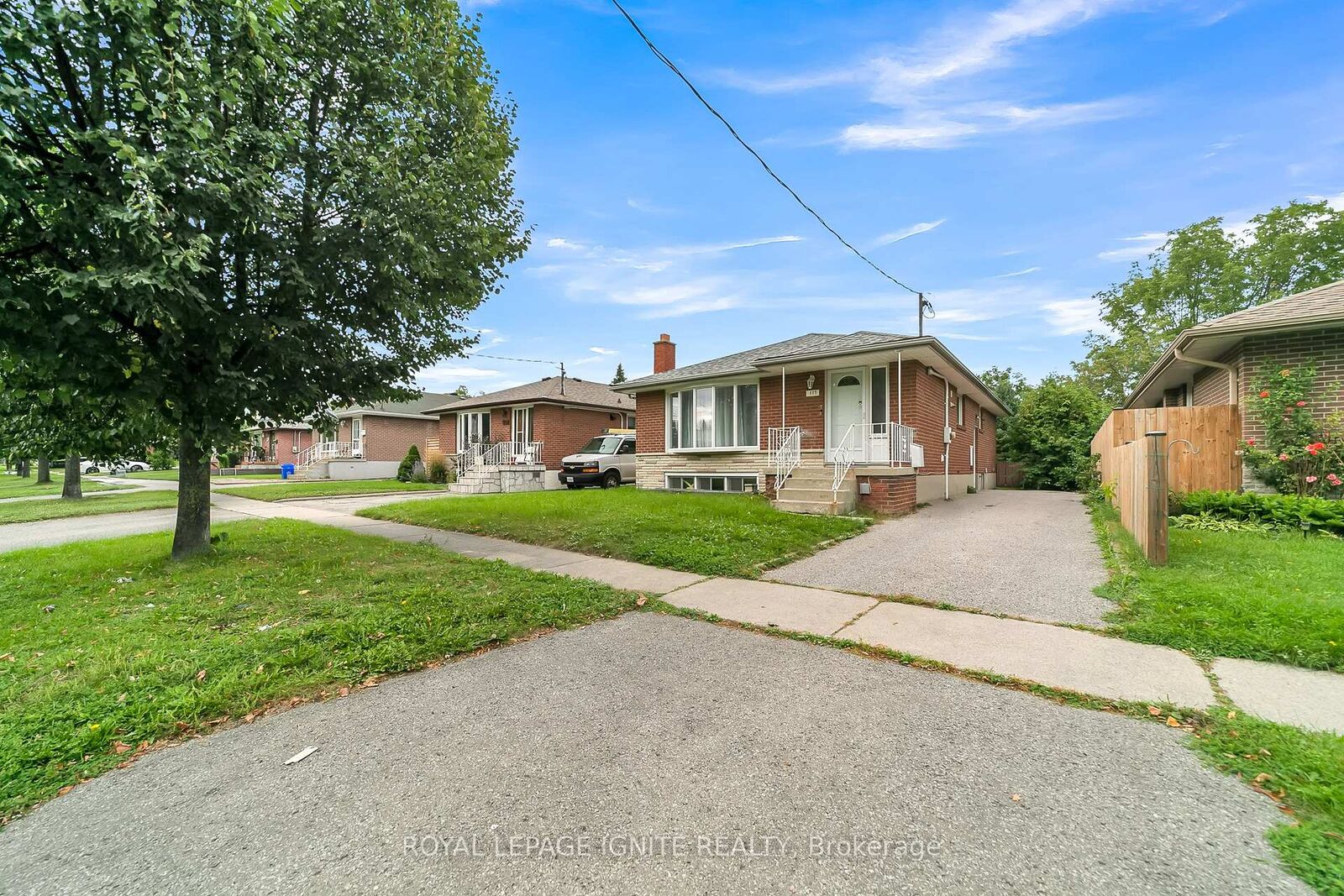 Property Photo: 117 Cabot Street Main ON L1J 5R8