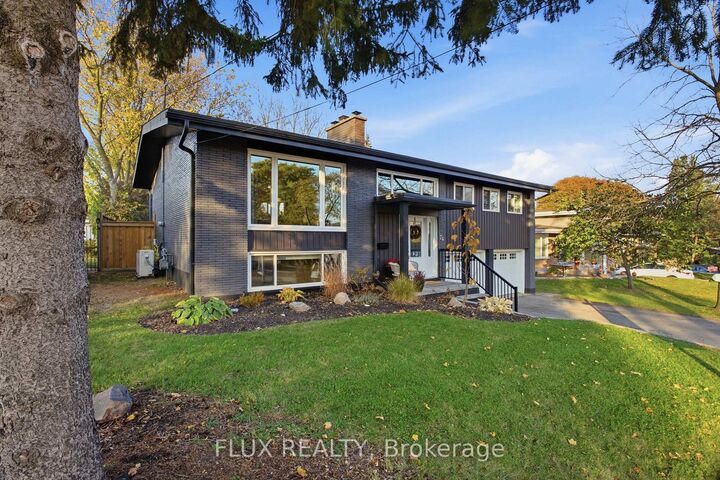 Property Photo:  74 Tanglewood Avenue  ON N2B 1S4 