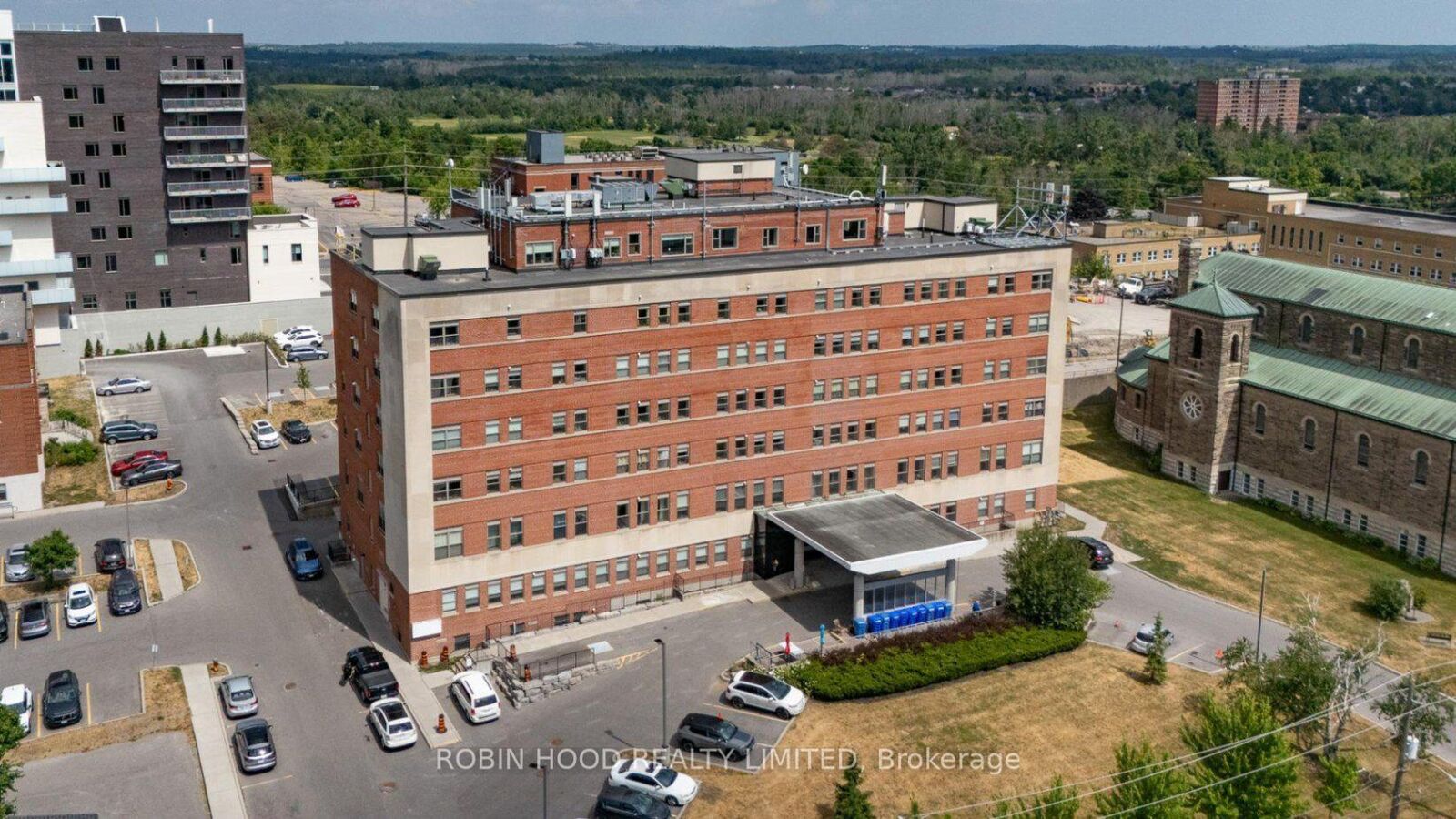 Property Photo:  384 Rogers Street 402  ON K9H 7B6 
