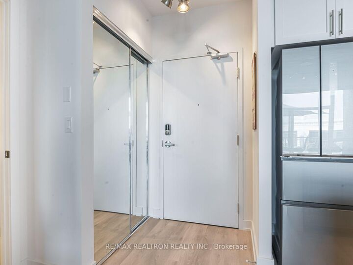 Property Photo:  375 Sea Ray Avenue 413  ON L9S 0J4 
