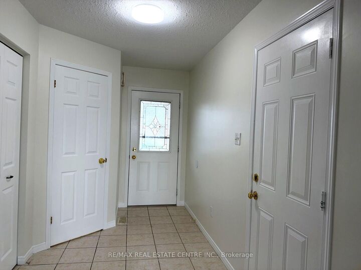 Property Photo:  219 Britton Place  ON N2C 2T3 