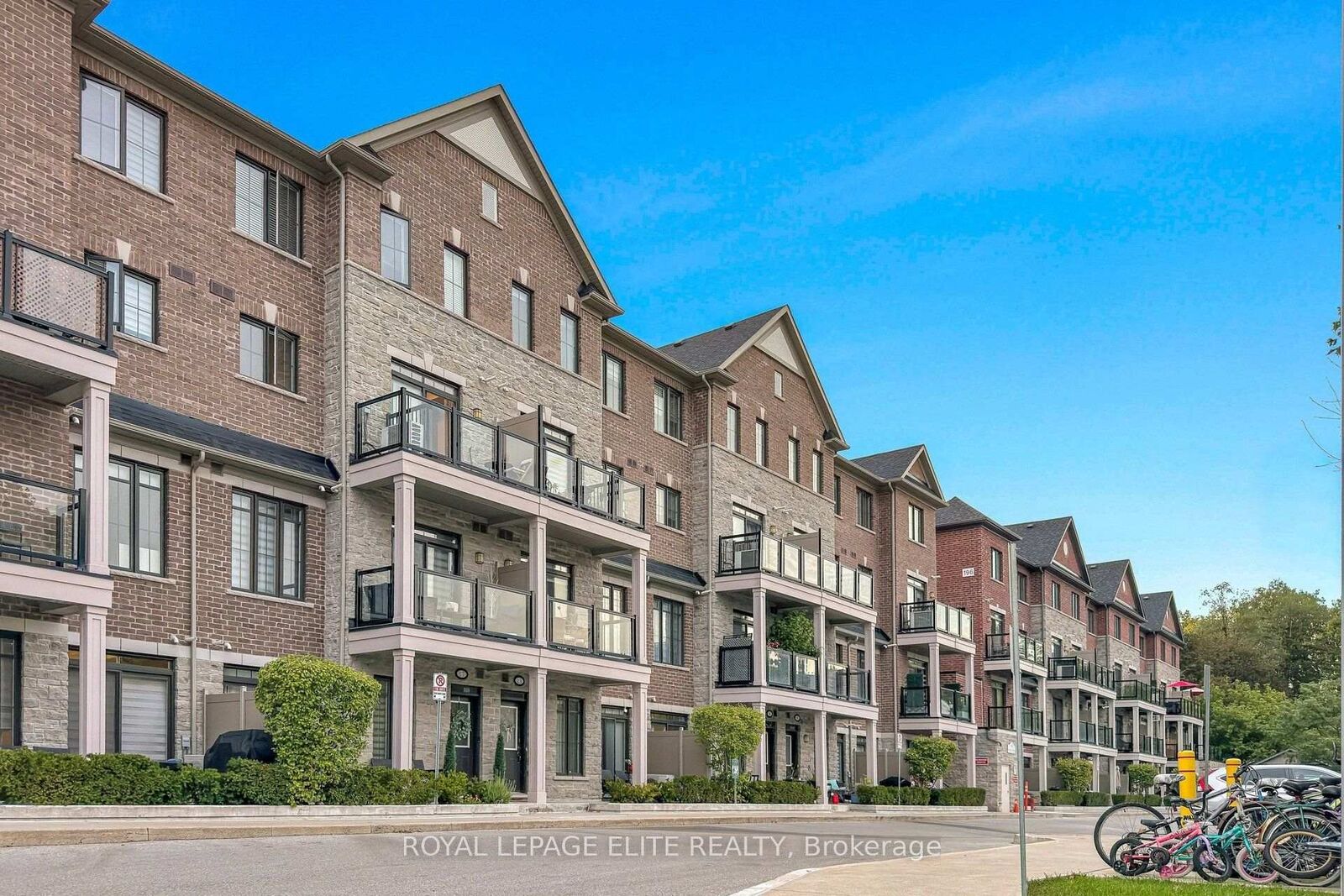 Property Photo:  198 Pine Grove Road 06  ON L4L 1X3 
