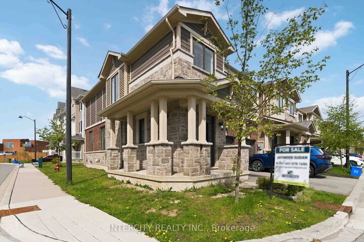 Property Photo:  1 Pelican Lane  ON L8K 0A4 