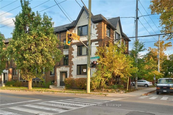 Property Photo:  312 Aberdeen Avenue 1  ON L8P 2R5 
