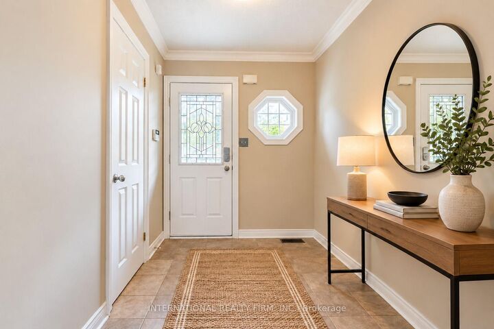 Property Photo:  43 Kildonan Crescent  ON L8B 0K3 