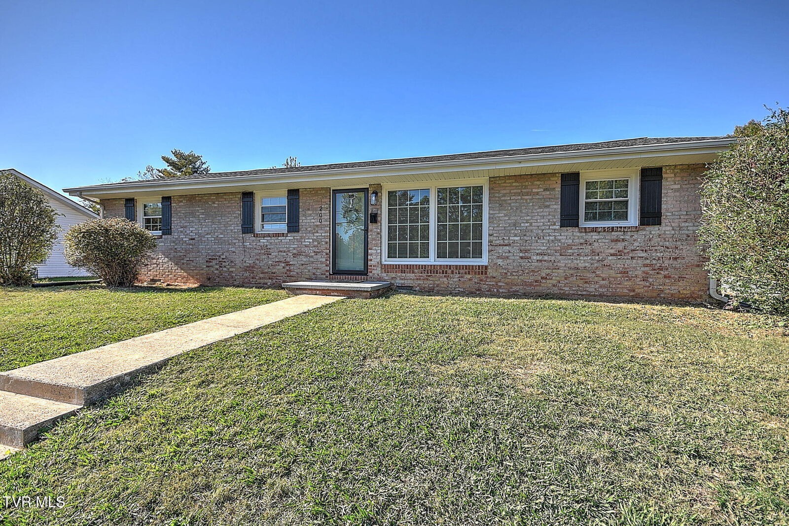 Property Photo:  200 West Chilhowie Avenue  TN 37604 