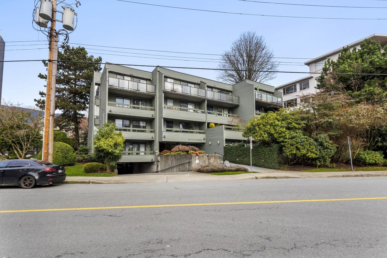 Property Photo:  2119 Bellevue Avenue 403  BC V7V 1C2 