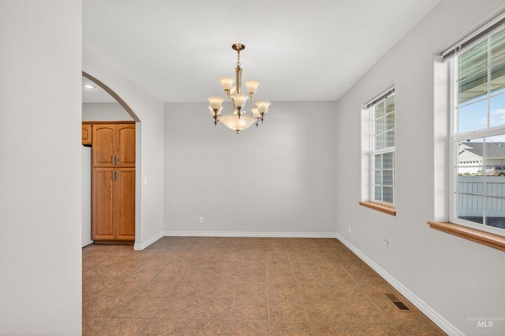 Property Photo: 1101 Liberty Circle WA 99403