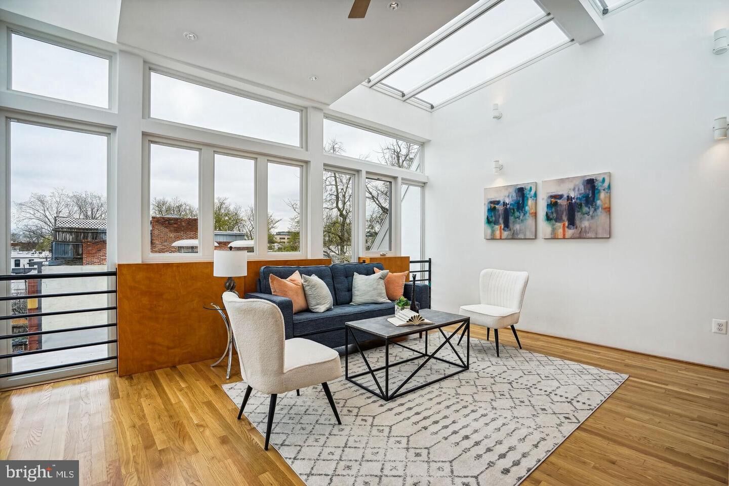 Property Photo:  1823 1/2 16th Street NW  DC 20009 