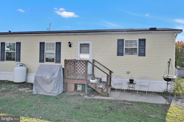 Property Photo:  15 Ashton Drive  PA 17560 
