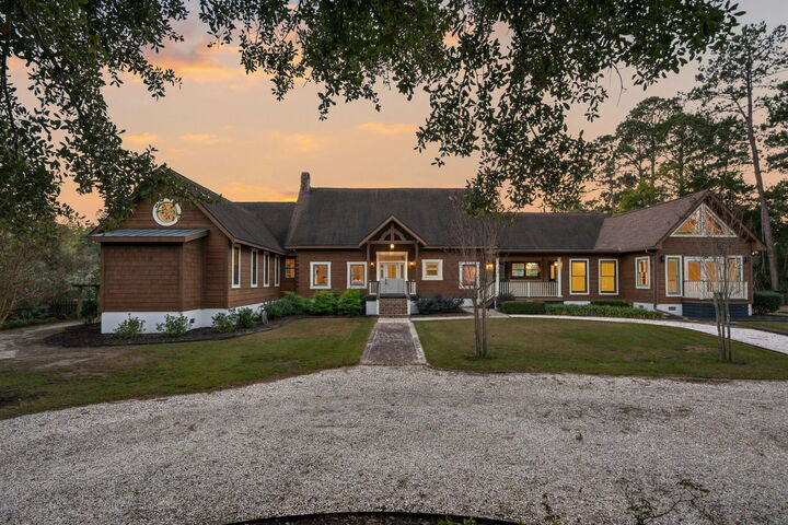 Property Photo: 4400 Wando Farms Road SC 29429
