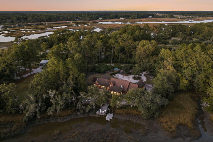 Property Photo: 4400 Wando Farms Road SC 29429