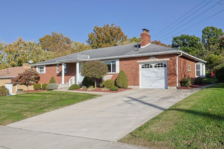 Property Photo:  5764 Lauderdale Drive  OH 45239 